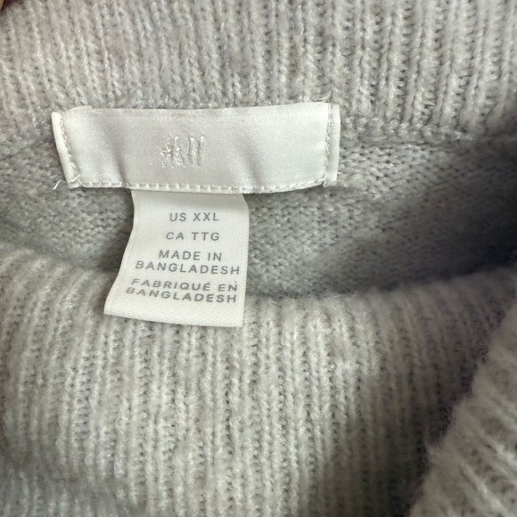 H&M Off The Shoulder Light Gray Marled Sweater Womens XXL - Picture 2 of 4